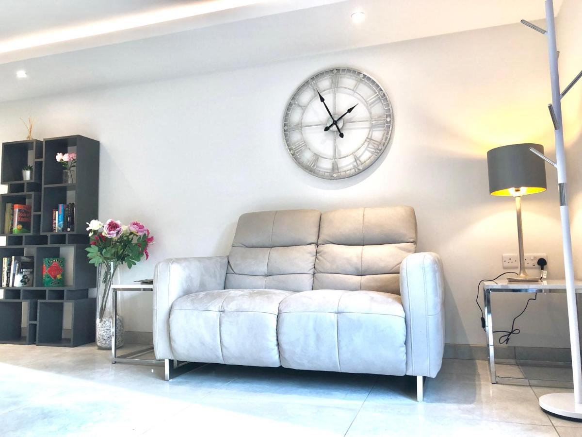 Millstream Mews * Bakewell